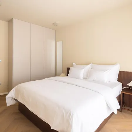Villa Belo Krug Jesenice (Split-Dalmatia)